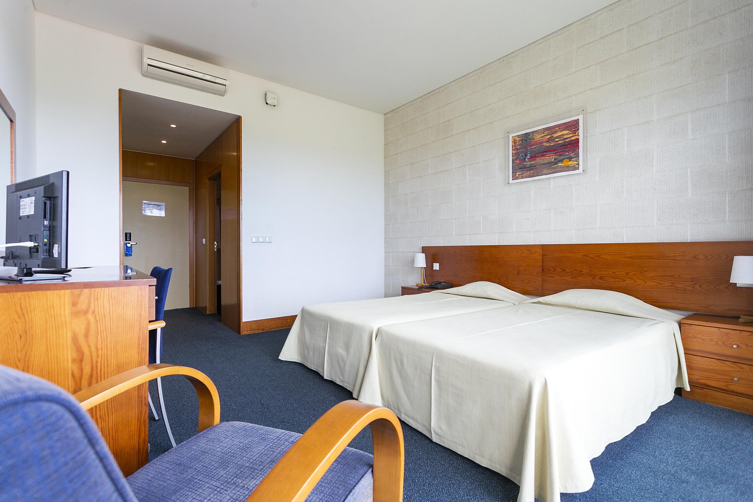 Hotel Colombo Вила-ду-Порту Экстерьер фото